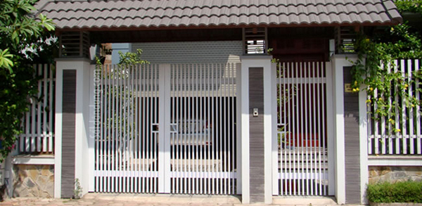 cong-cua-sat-2-canh