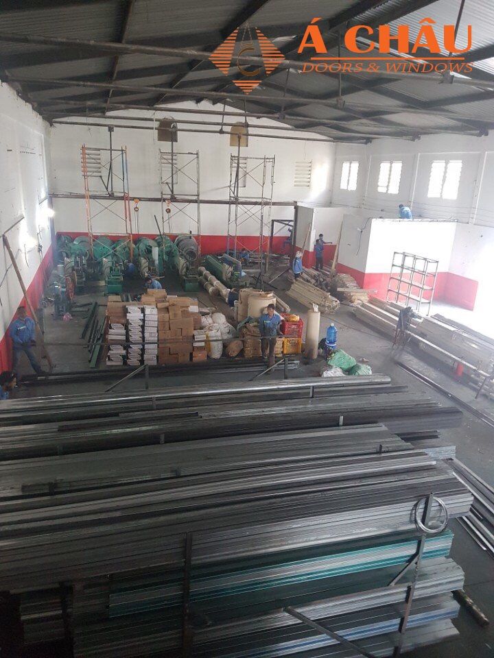 Khu vực sản xuất cửa kéo