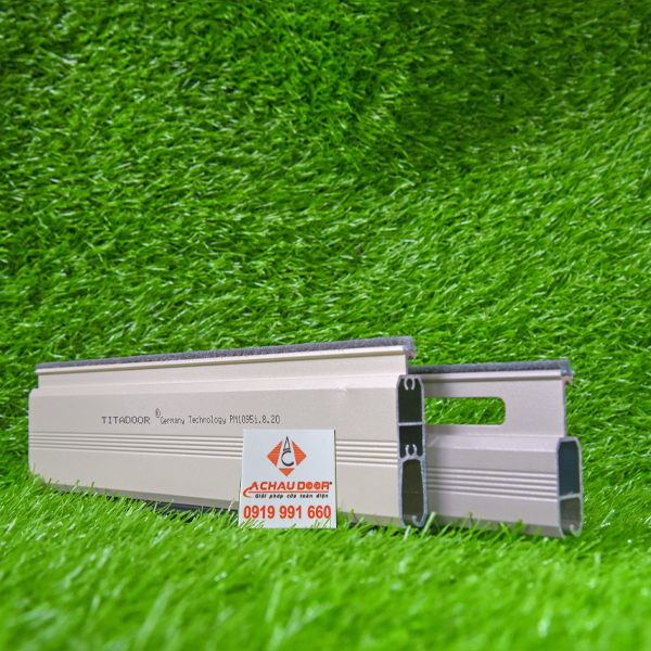 Cửa Cuốn Đức Khe Thoáng Titadoor PM1095i 2 cửa cuốn đức titadoor pm1095i chính hãng