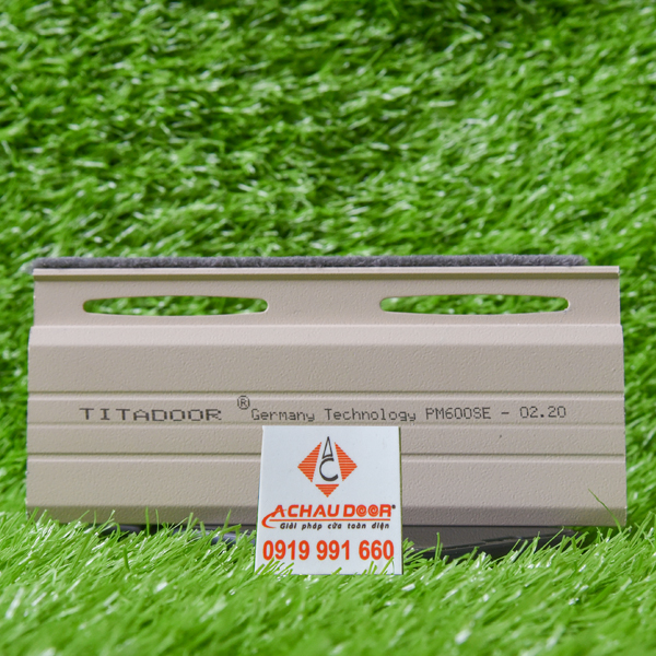 Cửa Cuốn Đức Khe Thoáng Titadoor PM 600SE 2 Cửa cuốn Đức Titadoor PM600SE chính hãng