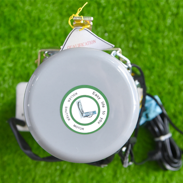 Mặt trên Motor cửa cuốn Hoyoka 600kg thực tế