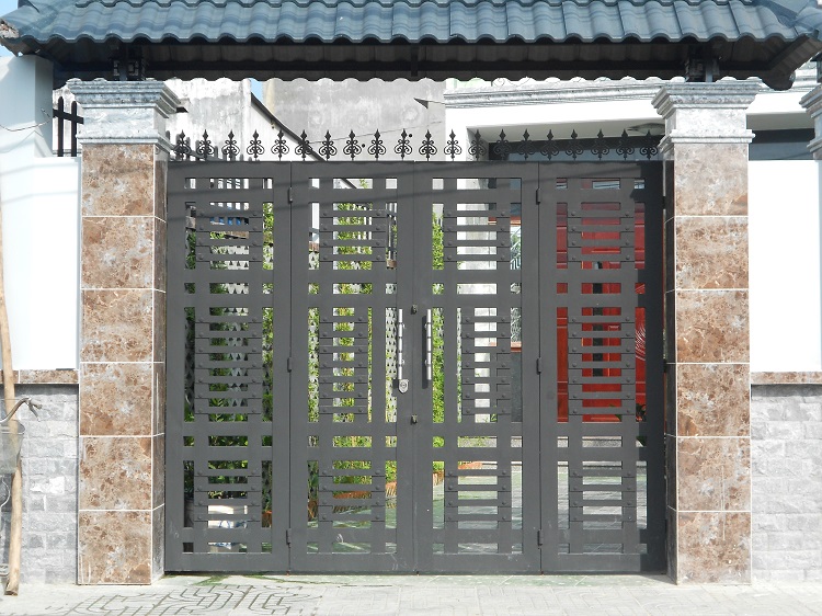 299+ Mẫu Cổng Sắt Đẹp 2024 63 cổng sắt hộp 4 cánh đẹp