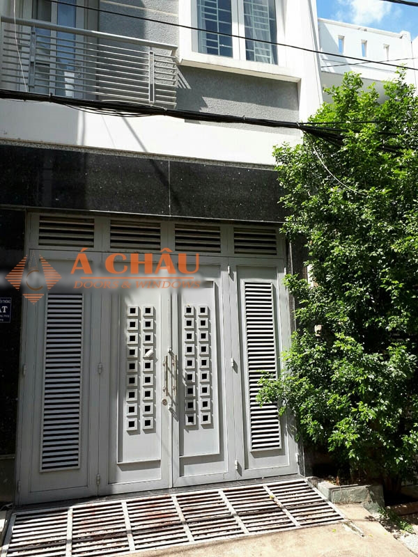 299+ Mẫu Cổng Sắt Đẹp 2024 80 những mẫu cửa sắt 4 cánh đẹp