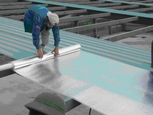 Đơn giá nhân công lợp mái tôn 1 đơn giá nhân công lợp mái tôn