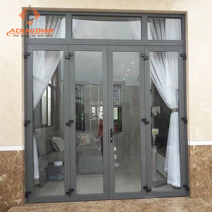 Cửa đi mở quay 4 cánh nhôm Xingfa nhập khẩu 17 Mẫu cửa 4 cánh và rèm trắng