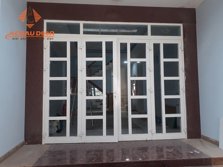 cửa nhôm xingfa 4 cánh mở quay