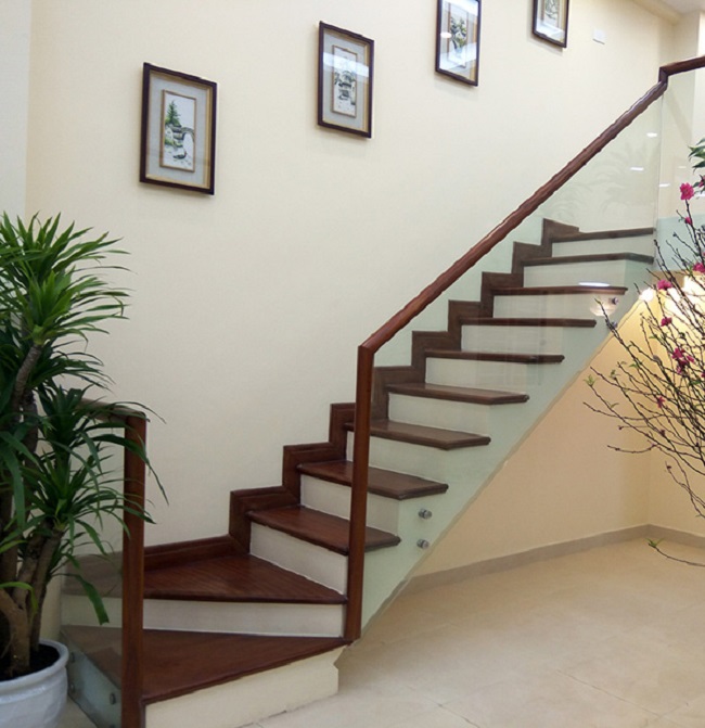 Kết quả hình ảnh cho cau thang ong cuacuonsg.com