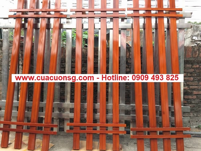 Sơn sắt mạ kẽm giả gỗ cho cổng sắt