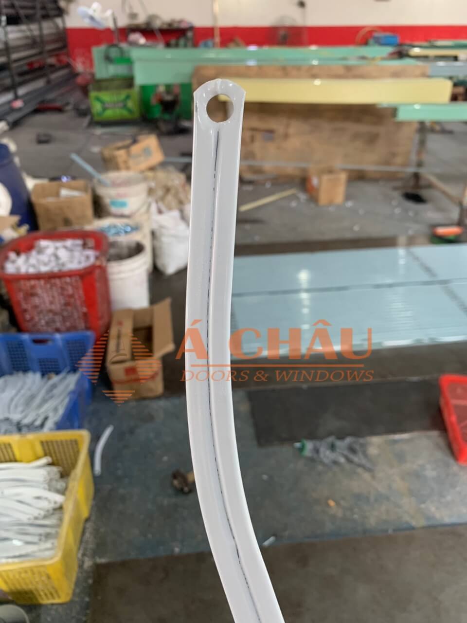 nhíp tôn cửa kéo Đài Loan
