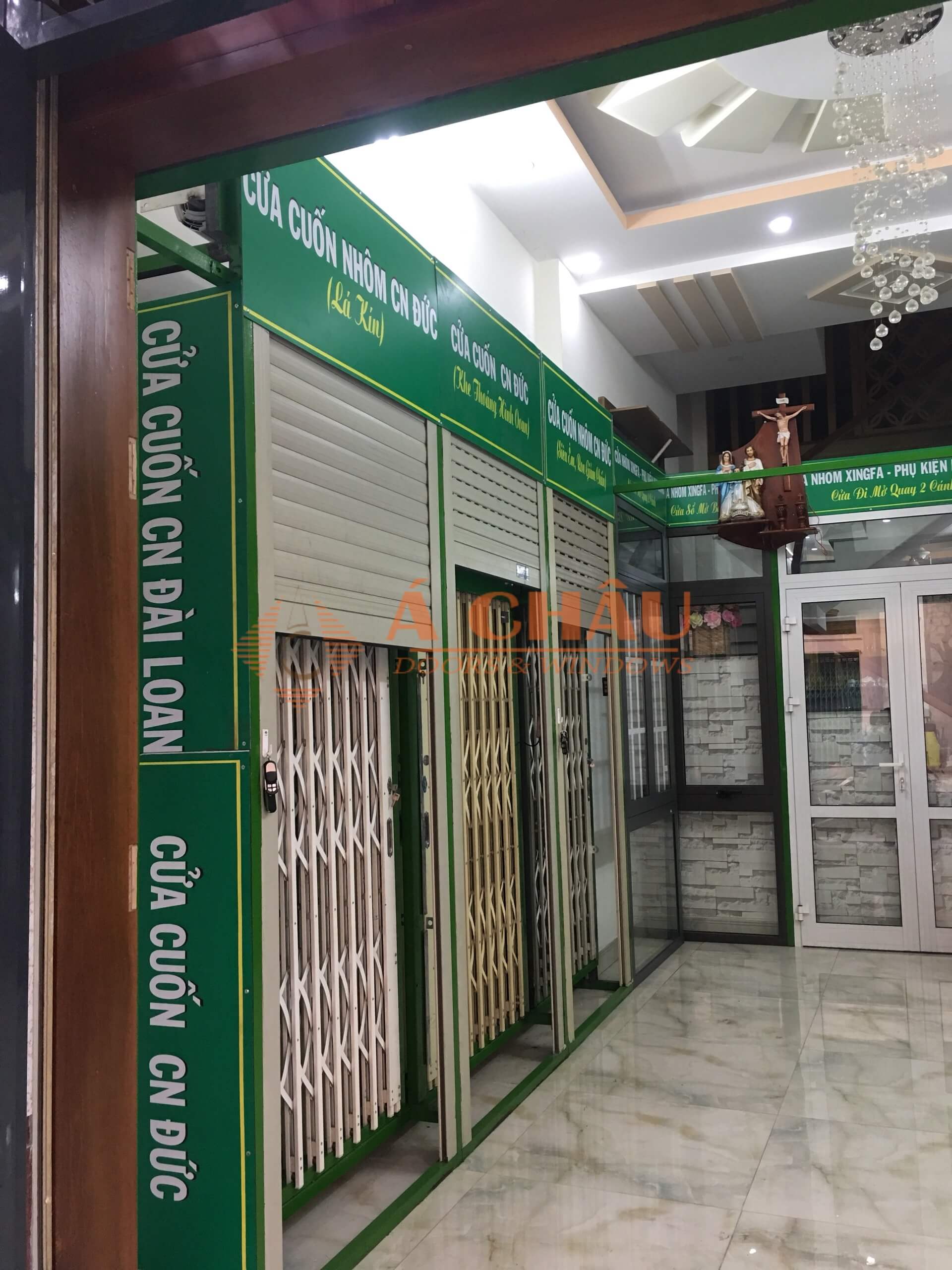 showroom cua sat keo a chau