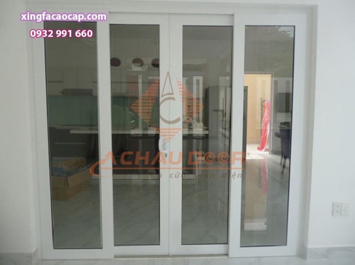 15+ Mẫu cửa nhôm Xingfa màu trắng đẹp sang trọng 2 cửa đi mở lùa nhôm xingfa màu trắng