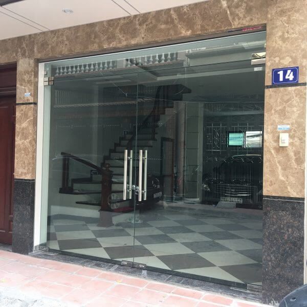 Mẫu cửa dành cho mặt tiền