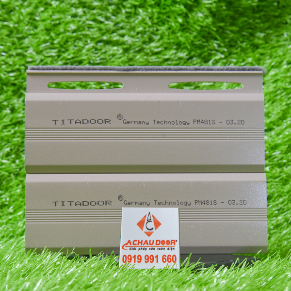 Cửa Cuốn Đức Khe Thoáng Titadoor PM481S 3 Cửa cuốn công nghệ Đức Titadoor PM481S giá tốt