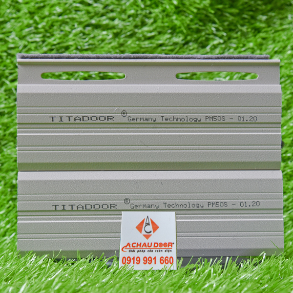 Cửa cuốn công nghệ Đức Titadoor PM50S chính hãng giá tốt