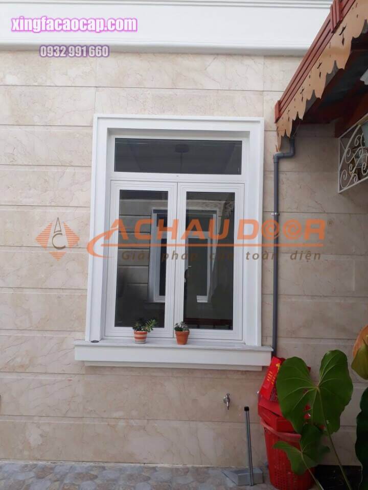Cửa sổ mở quay 2 cánh nhôm Xingfa 2 Cửa sổ mở quay 2 cánh nhôm xingfa
