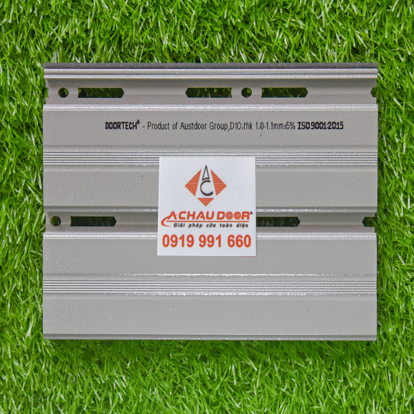 Cửa Cuốn Nan Nhôm Doortech D10 4 Cửa cuốn nan nhôm Doortech D10 siêu bền chắc