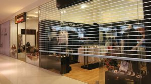 Cửa Cuốn TTTM Trong Suốt Austdoor Austvison 2 PC550