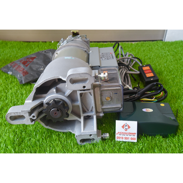 Motor cửa cuốn YH LD Đài Loan 1300Kg 13 Ảnh đáy Motor Cửa Cuốn YH L;D Đài Loan 1300kg thực tế