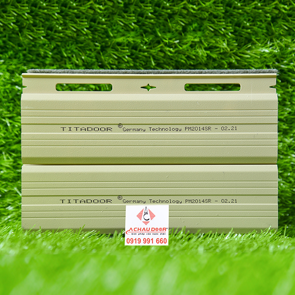 Cửa Cuốn Đức Khe Thoáng Titadoor PM2014SR 4 Cửa cuốn Đức Titadoor PM2014SR chính hãng giá rẻ, siêu bền