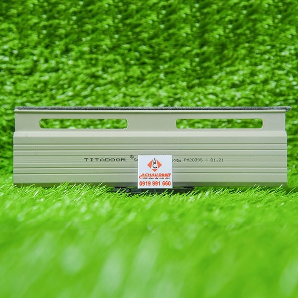 Cửa Cuốn Đức Khe Thoáng Titadoor PM2039S 2 Cửa cuốn Đức Titadoor PM2039S chính hãng