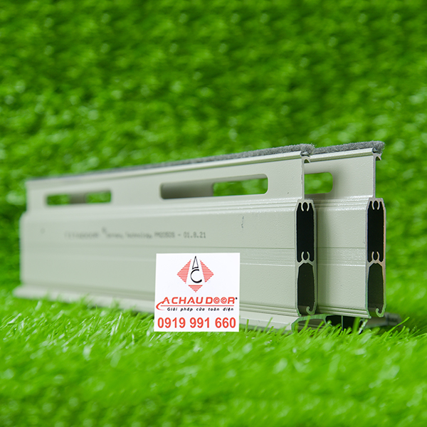 Cửa Cuốn Đức Khe Thoáng Titadoor PM2050S 1 Cửa cuốn Đức Titadoor PM2050S chính hãng