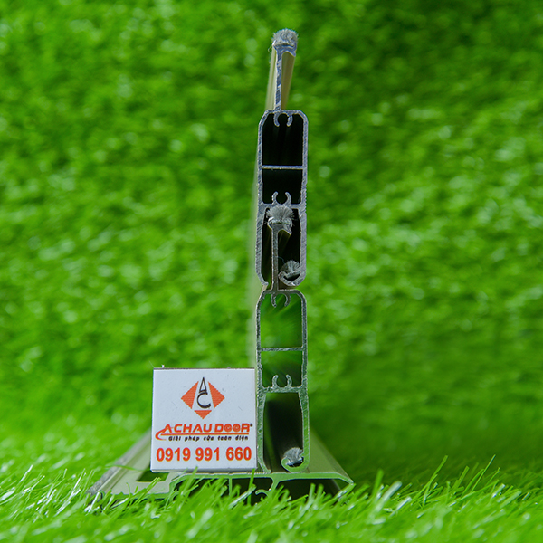 Cửa Cuốn Đức Khe Thoáng Titadoor PM2059SR 4 Cửa cuốn Đức Titadoor PM2059SR chính hãng siêu bền