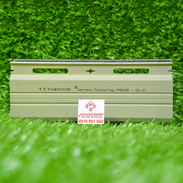 Cửa Cuốn Đức Khe Thoáng Titadoor PM52SR 5 Cửa cuốn Đức Titadoor PM52SR chính hãng giá tốt nhất