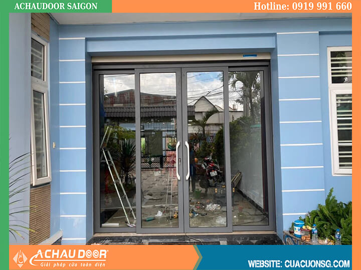 cửa nhôm trượt quay 4 cánh