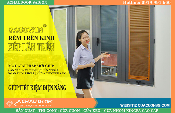 rèm trên kính lùa lên