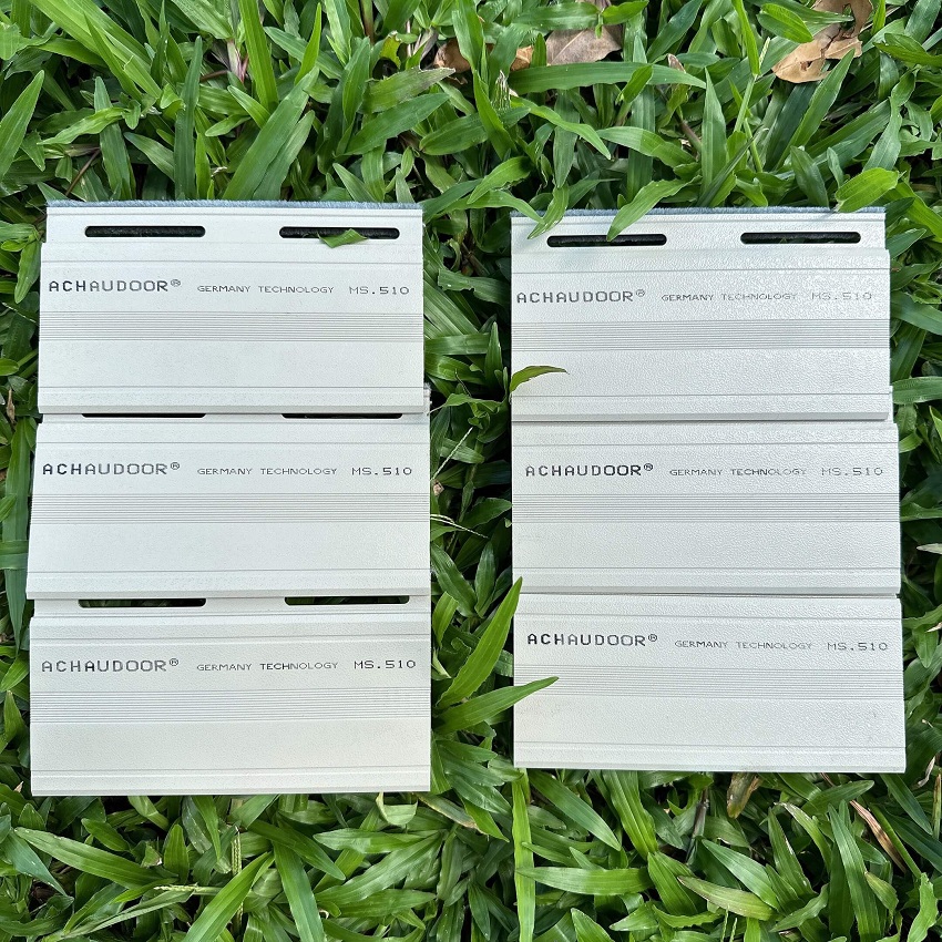 Cửa cuốn đức Á Châu Door MS 510 3 cua cuon nhom cong nghe duc khe thoang achaudoor ms 510 1 2