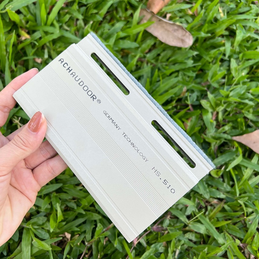 Cửa cuốn đức Á Châu Door MS 510 4 cua cuon nhom cong nghe duc khe thoang achaudoor ms 510 5