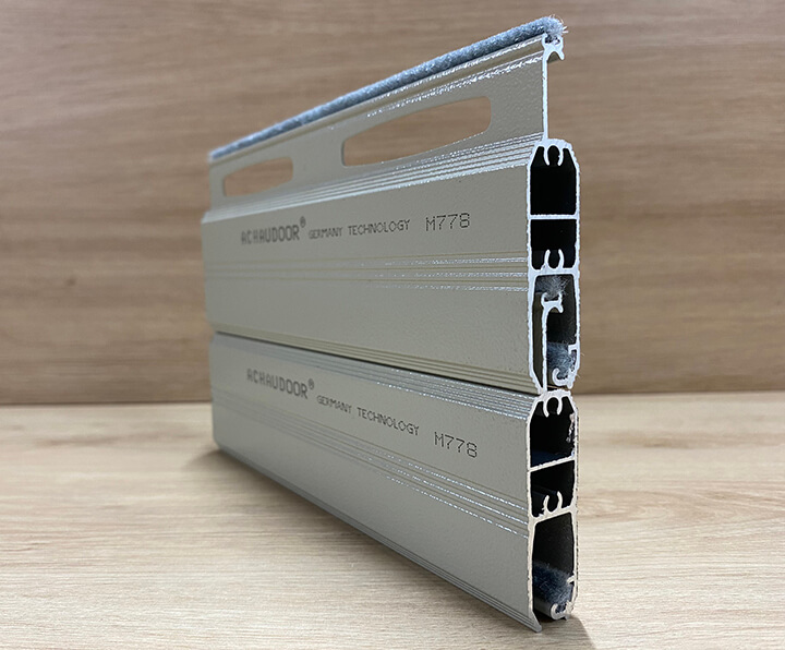 Cửa Cuốn Đức Khe Thoáng Achaudoor M778 3 Cửa Cuốn Đức Khe Thoáng Achaudoor M778