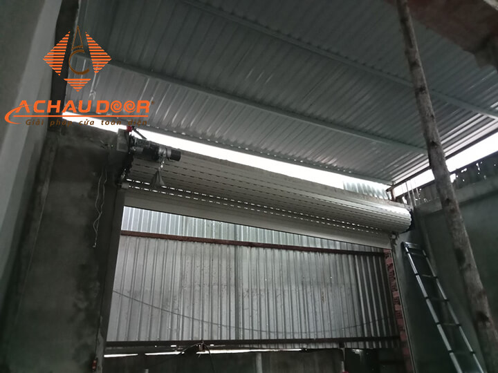 giá cửa cuốn khe thoáng