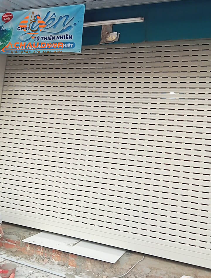 cửa cuốn đức có khe thoáng