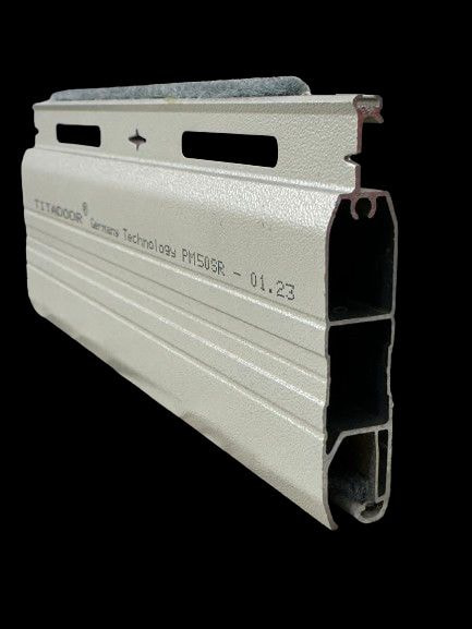 Cửa Cuốn Đức Khe Thoáng Titadoor PM50SR 2 Cửa cuốn Titadoor PM50SR