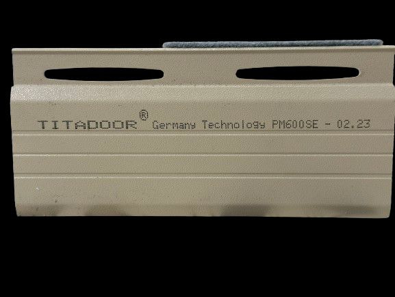 Cửa Cuốn Đức Khe Thoáng Titadoor PM600SE 2 cửa cuốn đức titadoor pm600se