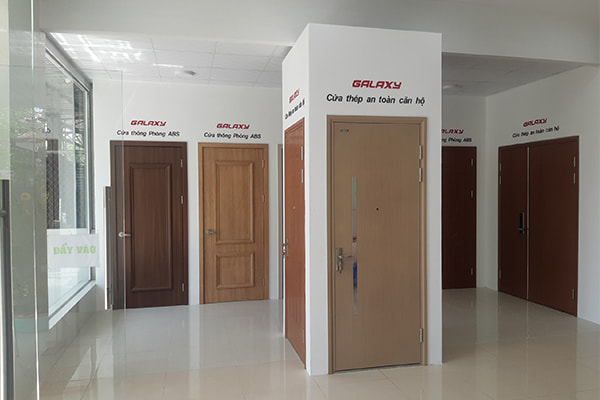 Báo giá hấp dẫn về cửa nhựa lõi thép chống cháy 2 Cửa nhựa lõi thép chống cháy
