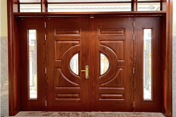 Cửa thép vân gỗ kính cường lực - Giải pháp toàn diện cho mọi công trình 2 Cửa thép vân gỗ kính cường lực