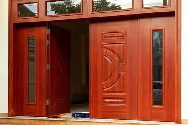 Công nghệ làm cửa thép vân gỗ hiện đại và quy trình làm cửa đạt chuẩn hiện nay 2 Công nghệ làm cửa thép vân gỗ