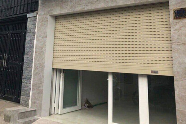 Báo giá mới nhất về cửa cuốn âm tường tại Á Châu Door 4 Cửa cuốn âm tường