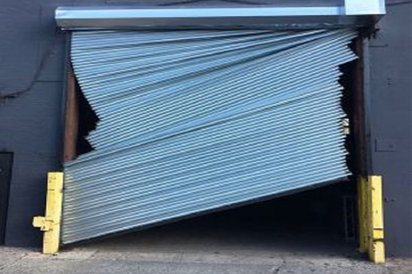 Nguyên nhân khiến cửa cuốn bị sập và cách khắc phục hiệu quả 3 cửa cuốn bị sập