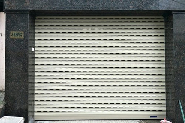 Cửa cuốn lá nhôm - An toàn, hiện đại, giá hấp dẫn nhất 2 Cửa cuốn lá nhôm