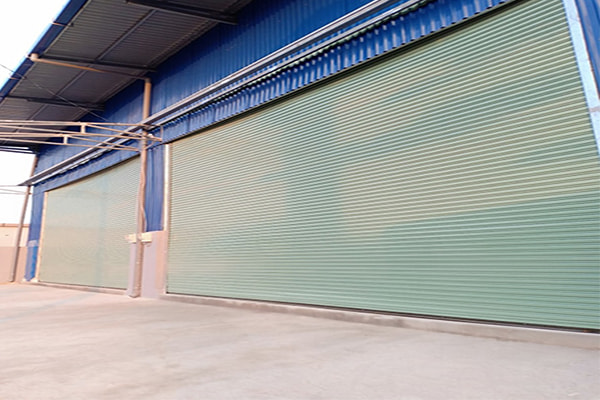 Giới thiệu chi tiết về cửa cuốn rộng 10m tại Á Châu Door 1 Cửa cuốn rộng 10m