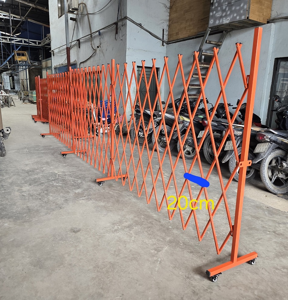 Hàng rào xếp kéo tay gọn nhẹ, tiện lợi mới nhất năm 2025 8 Hàng rào xếp kéo tay 1