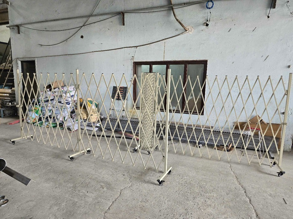 Hàng rào xếp kéo tay gọn nhẹ, tiện lợi mới nhất năm 2025 14 Hàng rào xếp kéo tay