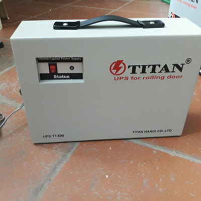 Bộ lưu điện cửa cuốn cũ 3 Bộ lưu điện Titan 800