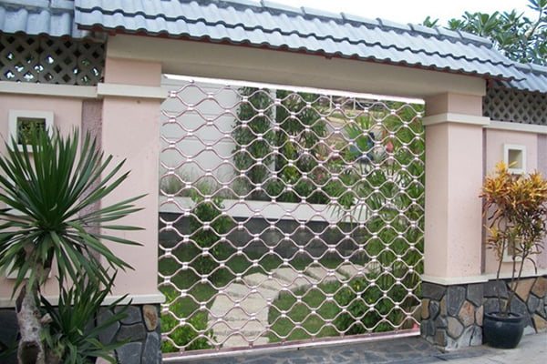 Báo giá hấp dẫn nhất về các loại cửa cuốn hàng rào tại Á Châu Door 2 Cửa cuốn hàng rào