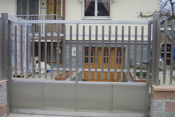 Tổng hợp mẫu cổng lùa Inox đẹp và hiện đại nhất 2025 2 Cổng lùa Inox