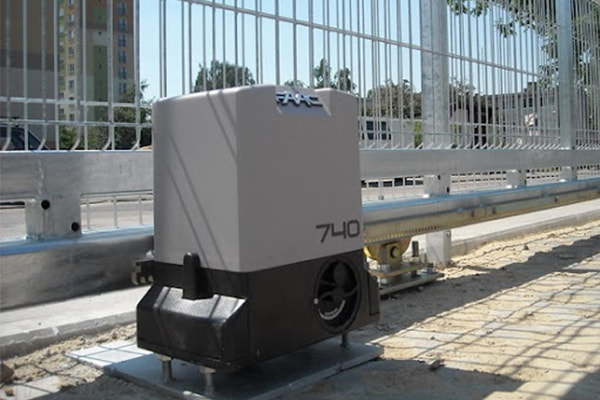 Thông tin chi tiết về Motor cửa lùa Italia tại Á Châu Door 5 Motor cửa lùa Italia