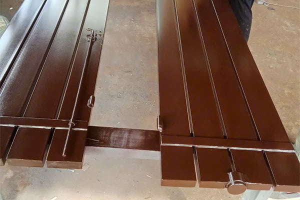 Khám phá các mẫu cổng sắt nan gỗ thời thượng và hiện đại nhất ngày nay 1 Cổng sắt nan gỗ